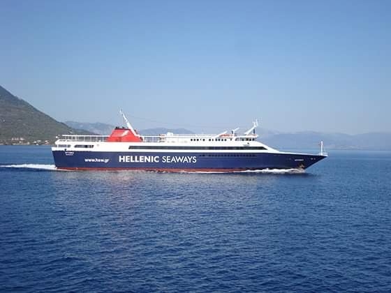 Μέχρι την Κυριακή τα δρομολόγια του «Andros Jet» - Από Δευτέρα έρχεται το «Artemis»