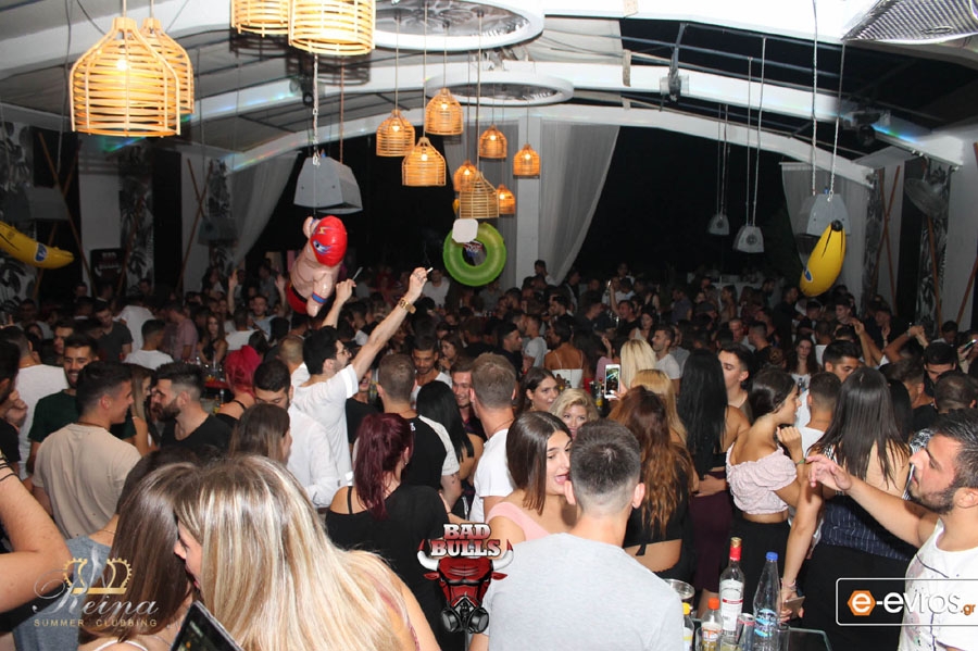 Ξεσήκωσε το τελευταίο party των Bad Bulls στο Reina the Villa Project