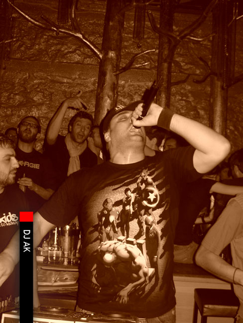 O dj AK σε πρωτοχρονιάτικο ξέσπασμα στο Prive Club! (Μέρος 1ο)