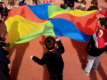 Για την παραγωγή του βίντεο φιλοξενηθήκαμε σε εκδήλωση στο Χάραμα στη θάλασσα (φωτο) αλλά και στο Επιμελητήριο Έβρου. 