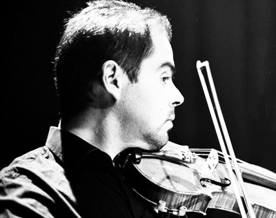 Η είσοδος και στα δύο ρεσιτάλ είναι ελεύθερη για το κοινό.