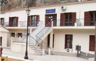 Εφημερεύει 365 μέρες το χρόνο.