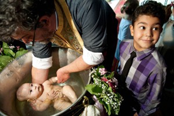 Τα… αντίποινα της εκκλησίας για το Σύμφωνο Συμβίωσης