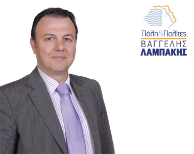 Από το 1989 ασχολείται με τον χώρο των μέσων μαζικής ενημέρωσης στην πόλη μας, παρουσιάζοντας ραδιοφωνικές και αργότερα και τηλεοπτικές εκπομπές.