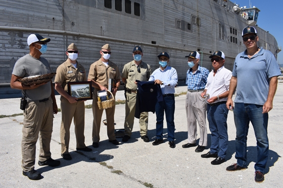 Επίσκεψη της Λέσχης Αλεξανδρουπολιτών στο USNS YUMA