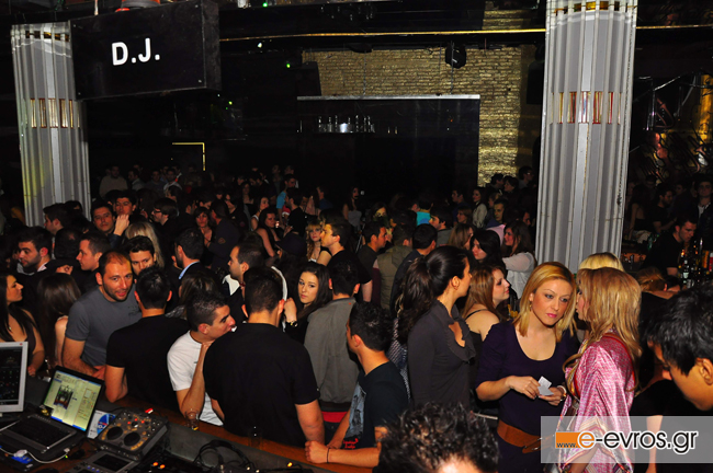 Ο μοναδικός Στέλιος Βραχιόλογλου και η G - Band σε ένα live στο Prive.