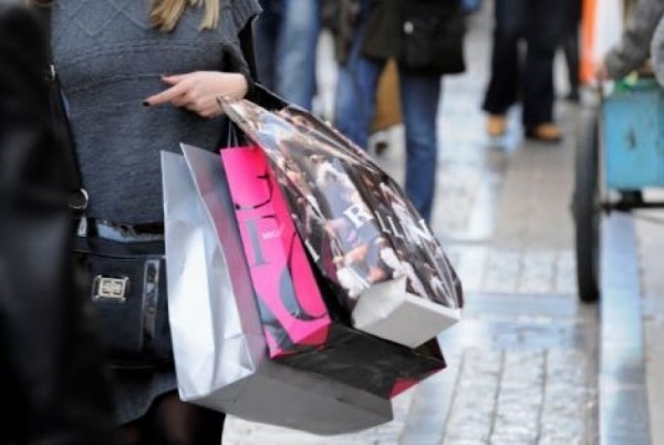 Αλεξανδρούπολη: Ξεκινά το εορταστικό πρόγραμμα λειτουργίας των καταστημάτων