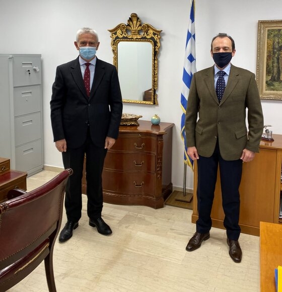 Συνάντηση Α.Δημοσχάκη με τον Αντιπτέραρχο Δριτσάκο Γεώργιο - Επίκεντρο της συνάντησης ο αερολιμένας Αλεξ/πολης & η ελικόπτερη βάση στην Σαμοθράκη