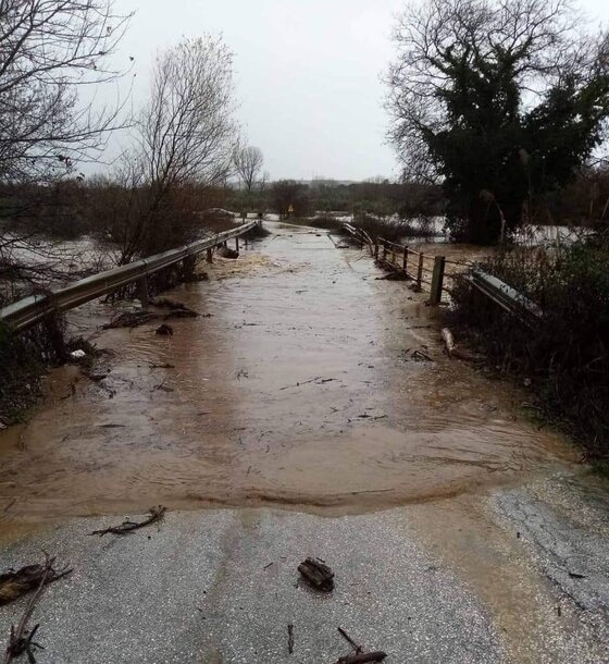 Μεγάλες ζημιές από τις πλημμύρες - Που επιτρέπεται η κυκλοφορία στους δήμους Αλεξανδρούπολης και Σουφλίου