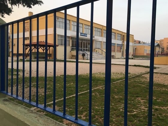 Αύριο επιστρέφουν στις τάξεις τους οι μαθητές νηπιαγωγείων, δημοτικών και γυμνασίων όλης της χώρας