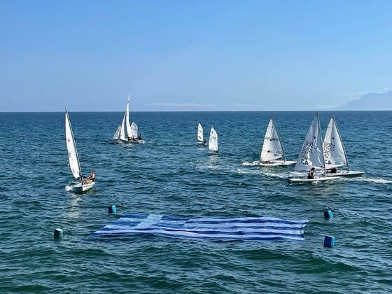 Η Γαλανόλευκη "στολίζει" τα νερά του Θρακικού Πελάγους!