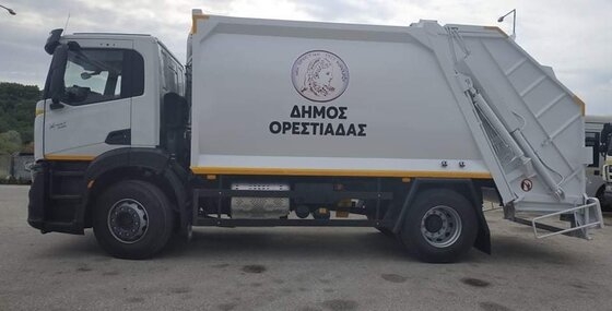 Νέου σύγχρονο απορριμματοφόρο παρέλαβε ο δήμος της Ορεστιάδας.