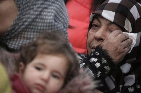 Τέλος το μαρτύριο της μικρής Τάλας. Ξανά στην αγκαλιά της μητέρας της.